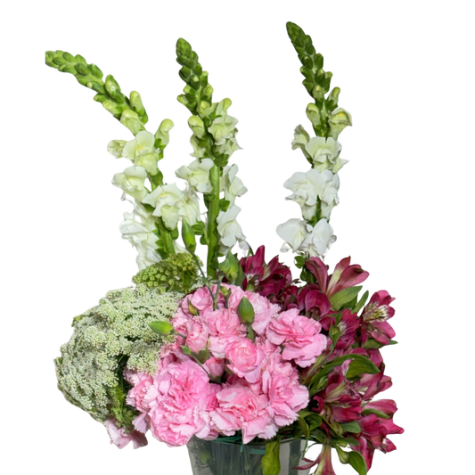 Clavelinas Rosas y Astromelias con Perrito y Follaje en Florero