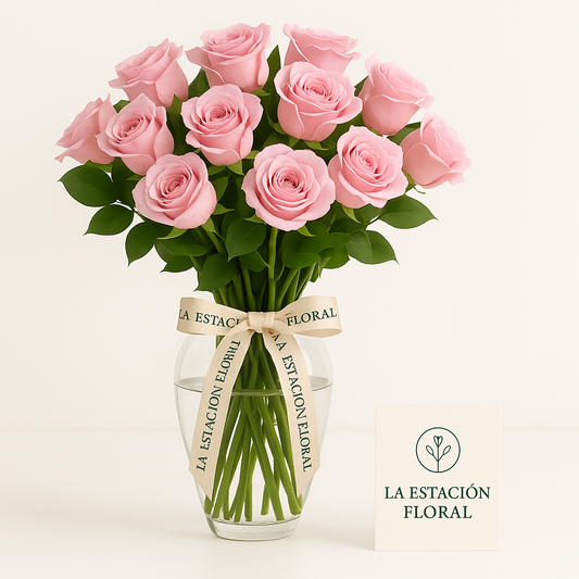 12 Rosas Rosas en Jarrón