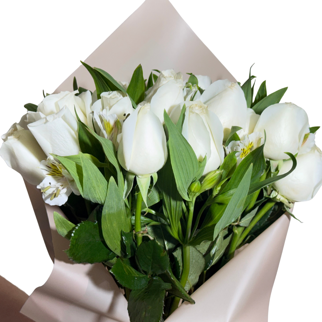 Ramo de 24 Rosas Blancas con Astromelia