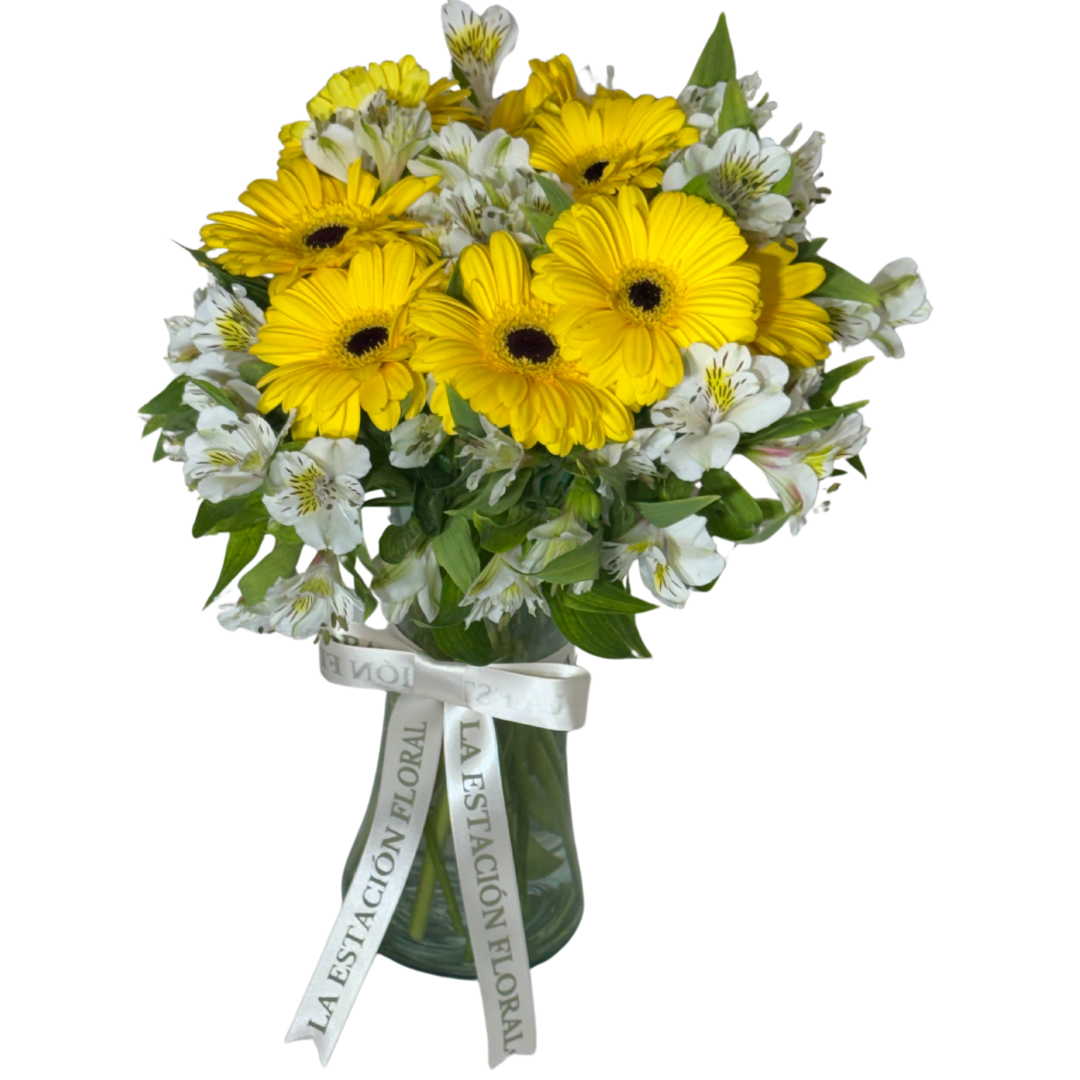 Gerberas Amarillas con Astromelia en Florero
