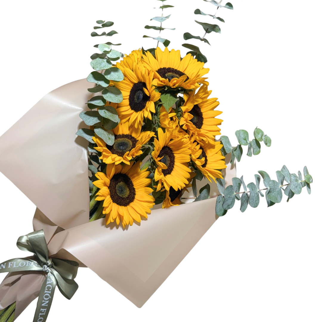 Ramo de Girasoles con Follaje